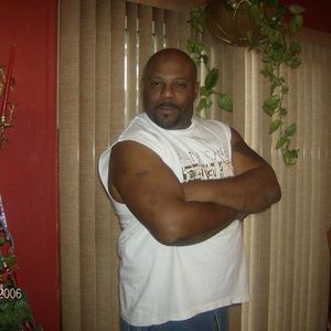 Profile Picture of Ron Curry (@rc8910) on Myspace