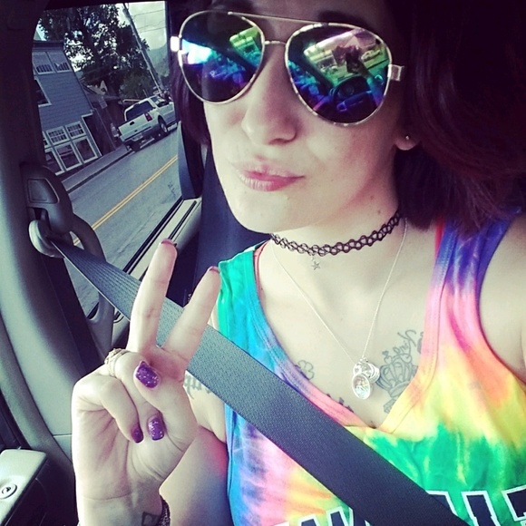 Sha Zimin - Poshmark Profile Picture of Sha Zimin (@shazimin0824) on Poshmark