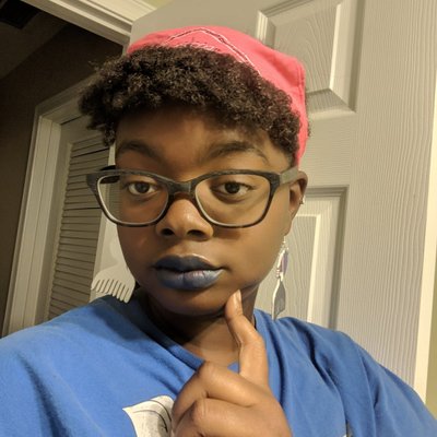 Profile Picture of Mia Foster (@miafoster01) on Twitter