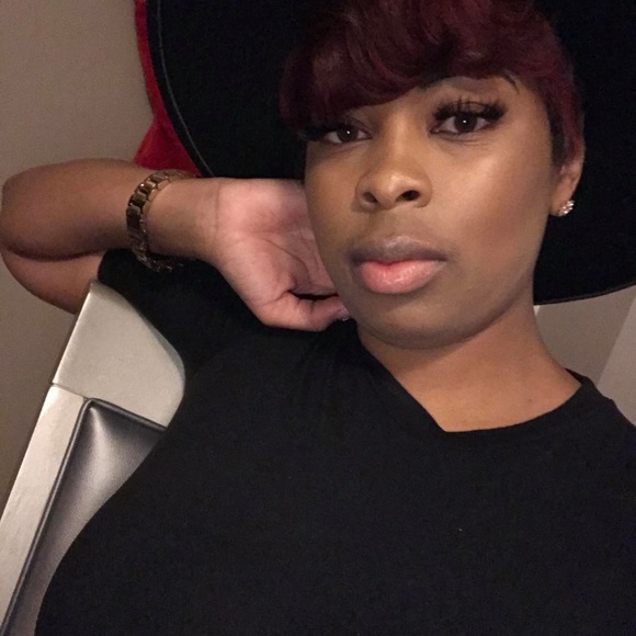 Kenya Yarbrough - Poshmark Profile Picture of Kenya Yarbrough (@kequeen1) on Poshmark