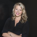 Profile Picture of Sarah Doyle - REALTOR® (@sarahdoylerealestate) on Instagram