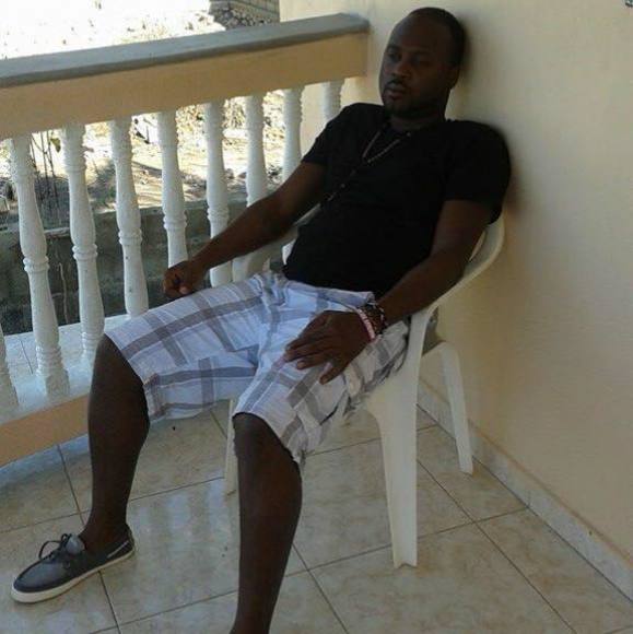 Profile Picture of Andy Mesidore (@andymesidor) on Poshmark