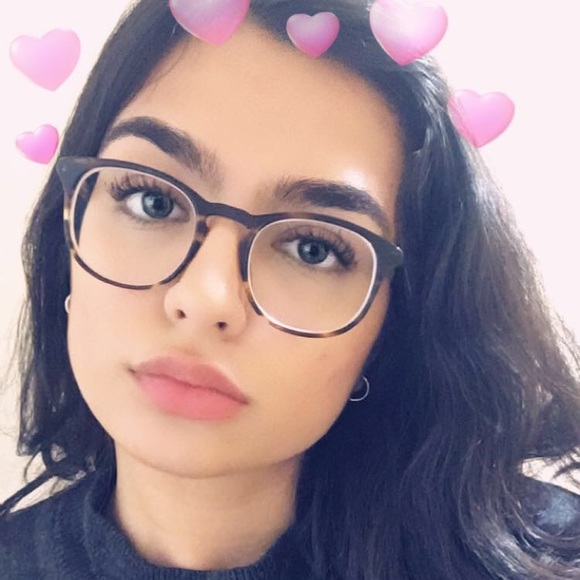 Profile Picture of Leva Sepehri (@levasepehri) on Poshmark