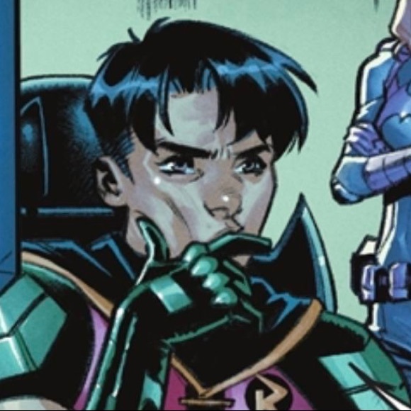 Profile Picture of Ella Dobson (@bugish) on Poshmark