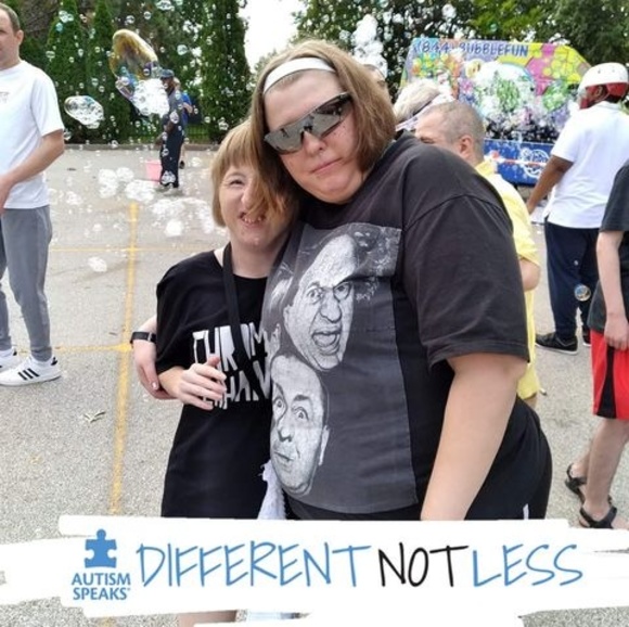 Crystal Pallardy - Poshmark Profile Picture of Crystal Pallardy (@crystalpallardy) on Poshmark