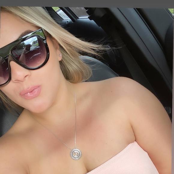 Profile Picture of Juliette Rodriguez (@julietterodrigu) on Poshmark