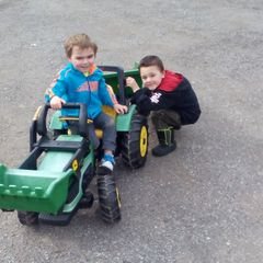 Profile Picture of Andrew Arruda (@dadlifex2) on Twitter