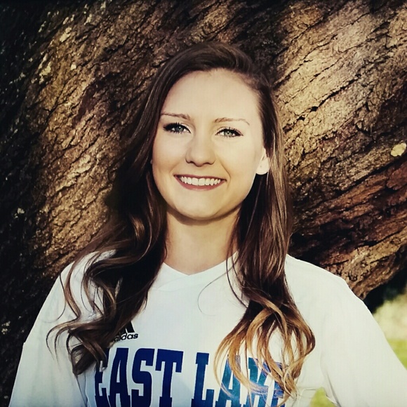 Profile Picture of Alyssa Militello (@alyssamilitello) on Poshmark