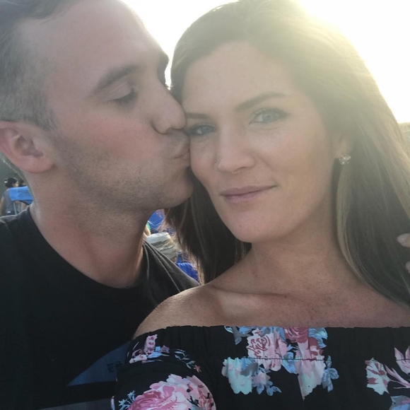 Profile Picture of Danielle Ryle (@staz173) on Poshmark