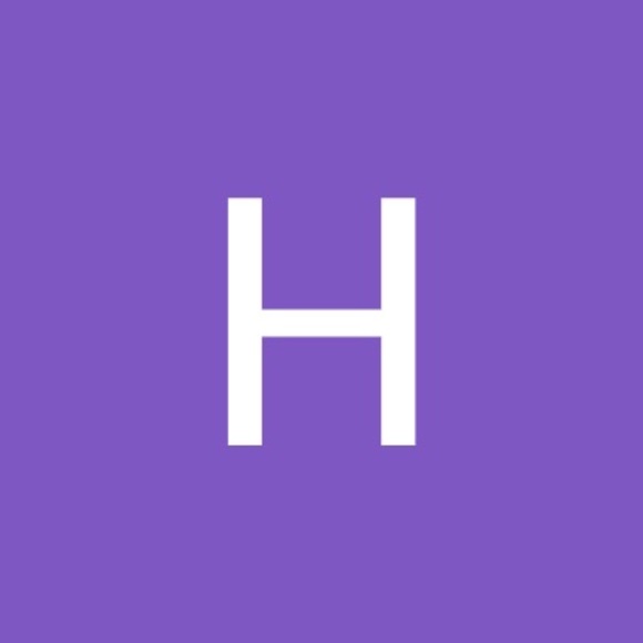 Profile Picture of Hxhz Hxhx (@ssosjthpxtrvn) on Poshmark