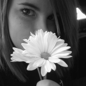 Profile Picture of Autumn Tedrow (@alexisadinosaurr) on Myspace