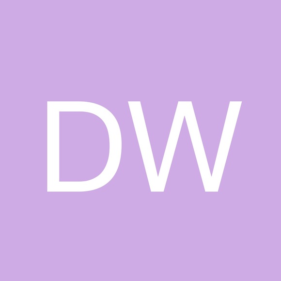 Profile Picture of Deb Wotton (@frugalbandito) on Poshmark