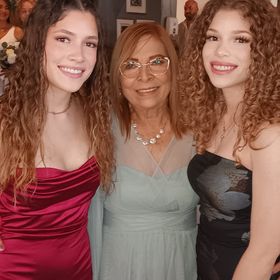 Profile Picture of Ivonne Nieves (@isantosnieves) on Pinterest