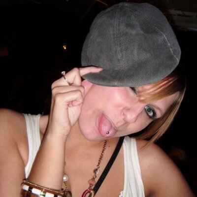 Profile Picture of Jade Herron (@jadeyj23) on Twitter