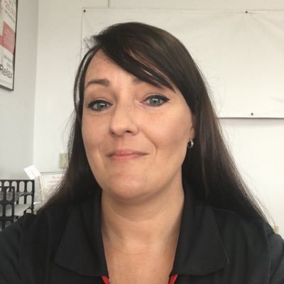 Profile Picture of Davette Taylor (@coverallgirl) on Twitter