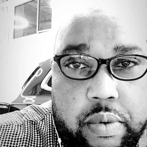 Profile Picture of James Portlock (@sytfujames) on Poshmark