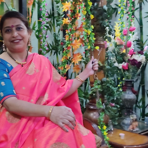 Profile Picture of Nilanjana Dey (@nilanjana278) on Poshmark