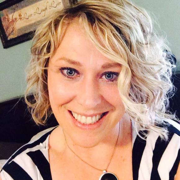 Profile Picture of Jennifer Emmett jeffers (@uragr8coach) on Poshmark