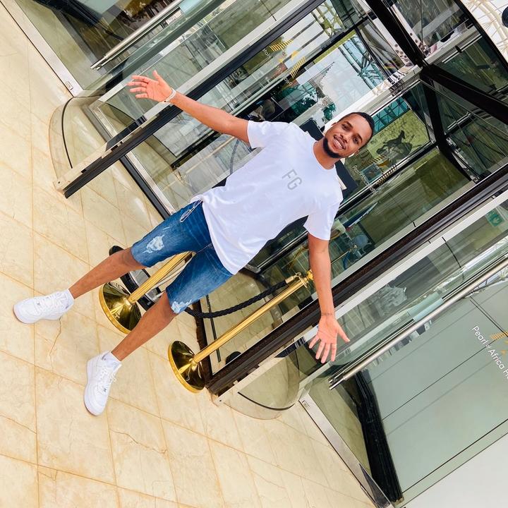 Profile Picture of Jjõhn Cornëillês (@johncorneilles) on Tiktok