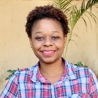 Profile Picture of Nancy Grey (@NancyGrey_) on Twitter