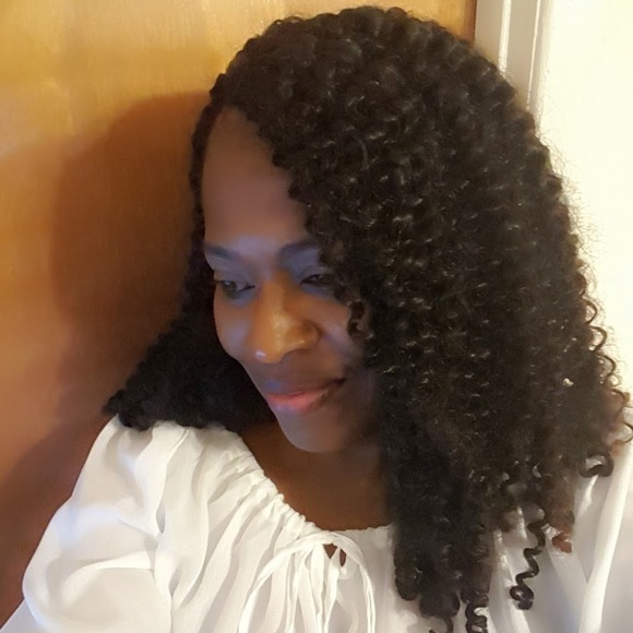 Profile Picture of Wanda Steele (@wandaasteele) on Poshmark