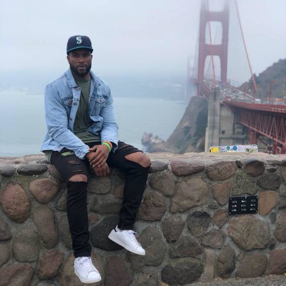 Profile Picture of Michael Lazarus (@michaellazarus) on Poshmark