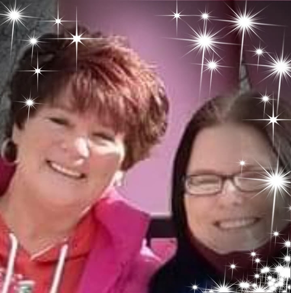 Profile Picture of Kim Butts (@buttskim36) on Poshmark