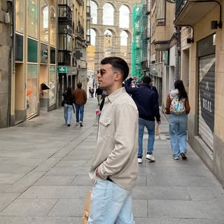 Profile Picture of Cesar Padilla (@_cesarpadilla) on Instagram