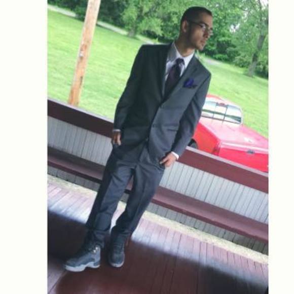 Profile Picture of Brandon Mcgrath (@g_brandoo) on Poshmark