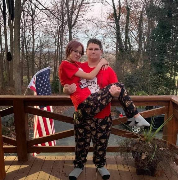 Profile Picture of Carlee Hilbert (@soad_carlee) on Poshmark