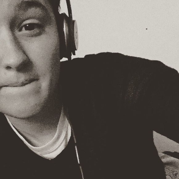 Profile Picture of Paige Mcconchie (@nvtrack) on Poshmark