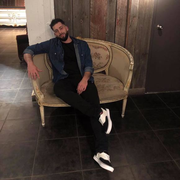 Profile Picture of Jean-marc Létourneau (@regarde_en_haut) on Poshmark