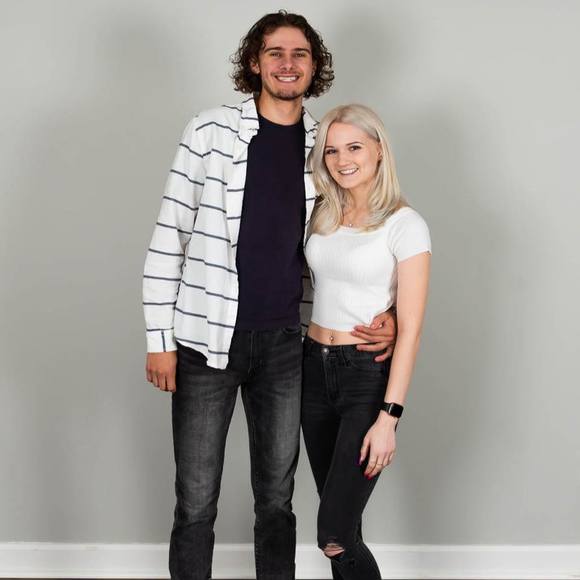 Profile Picture of Oliwia Pisko (@oliwiapisko) on Poshmark