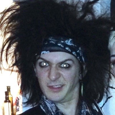 Profile Picture of Billie Ray Idol (@6Batt6Fink6) on Twitter