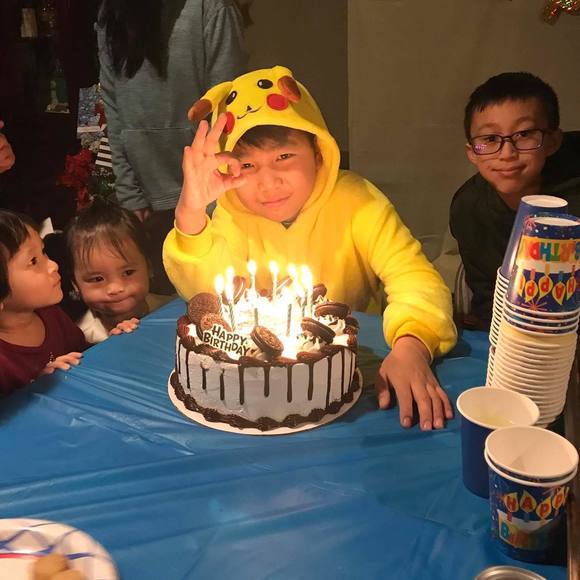 Profile Picture of Quoc Tran (@quoc389) on Poshmark