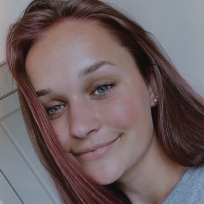 Profile Picture of Braelyn Smorynski (@BraelynSmores) on Twitter