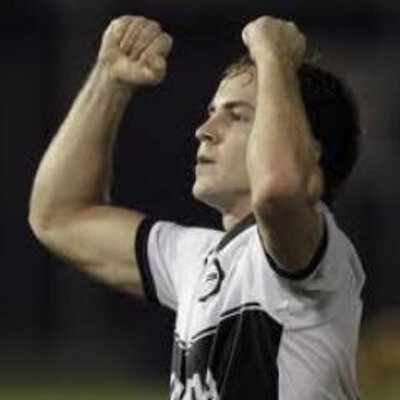 Profile Picture of Carlos Cristobal (@CarlosCristob12) on Twitter