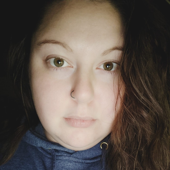 Profile Picture of Emily Rongstad (@rongstademily) on Poshmark