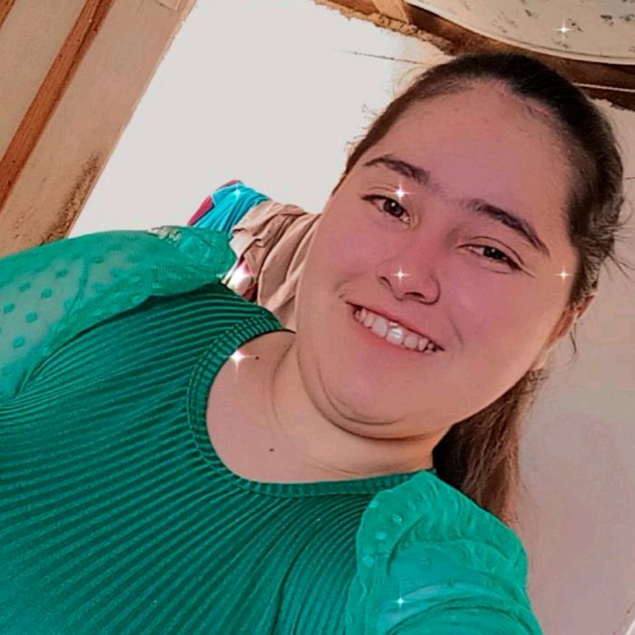 Profile Picture of Raquele (@raquele_paula) on Tiktok