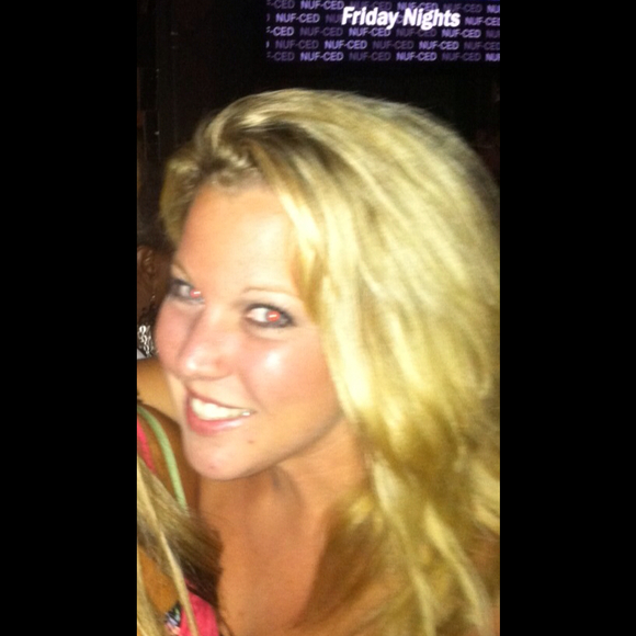 Profile Picture of Ann Durkee (@anndurkee) on Poshmark