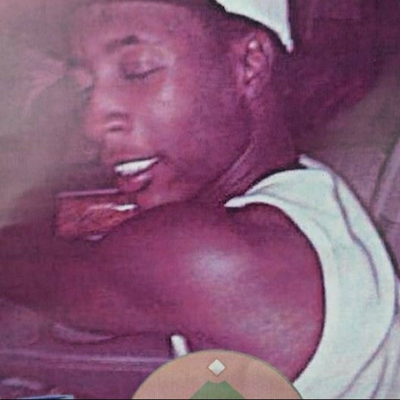 Profile Picture of Fazo Fazo (@fazox2) on Poshmark