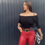 Profile Picture of 𝐌𝐚𝐫𝐢𝐚 𝐎𝐣𝐞𝐝𝐚  (@_mariaojedaa_) on Instagram