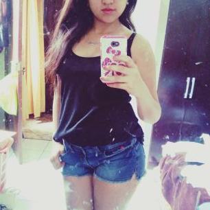 Profile Picture of Flor Lucero Bernal (@flor_1408) on Twitter