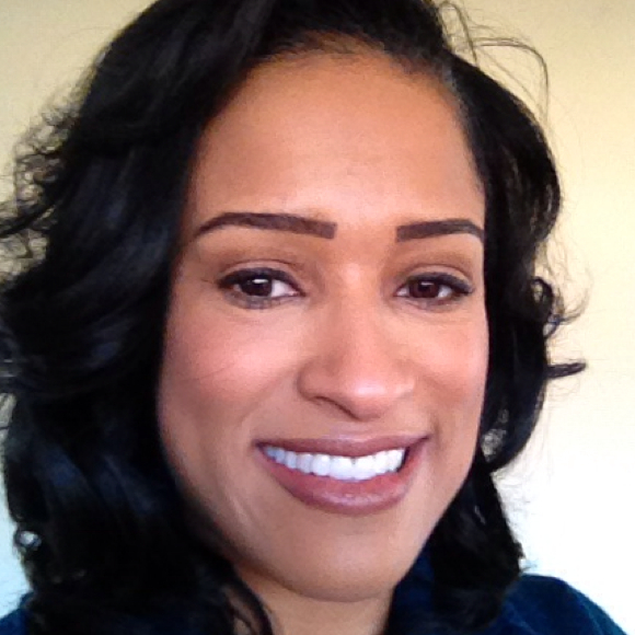 Profile Picture of Chasni Gifford (@chasni) on Poshmark