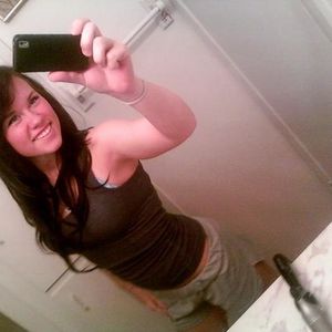 Profile Picture of Katie Estrada (@kbruhh) on Myspace