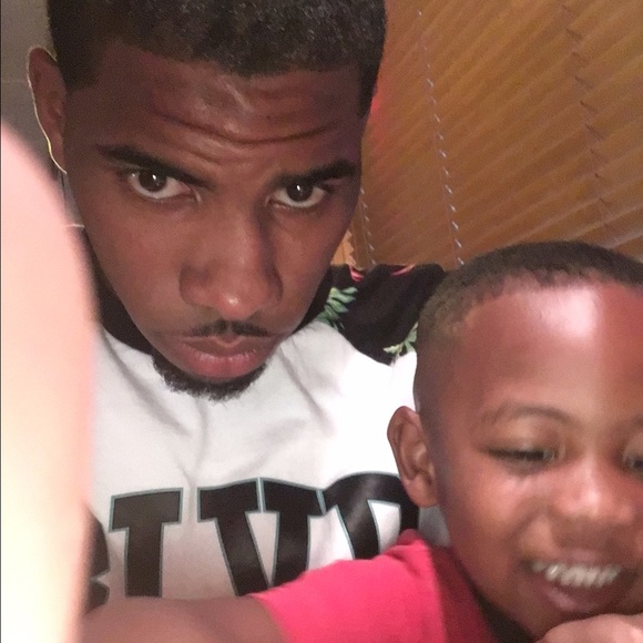 Profile Picture of Marland Buckley (@westsidemarland) on Poshmark