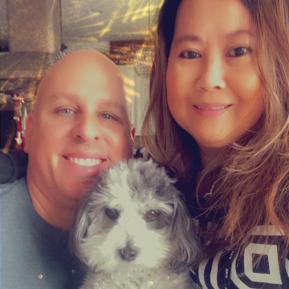 Profile Picture of David n arlene Magoc (@d_magoc) on Poshmark