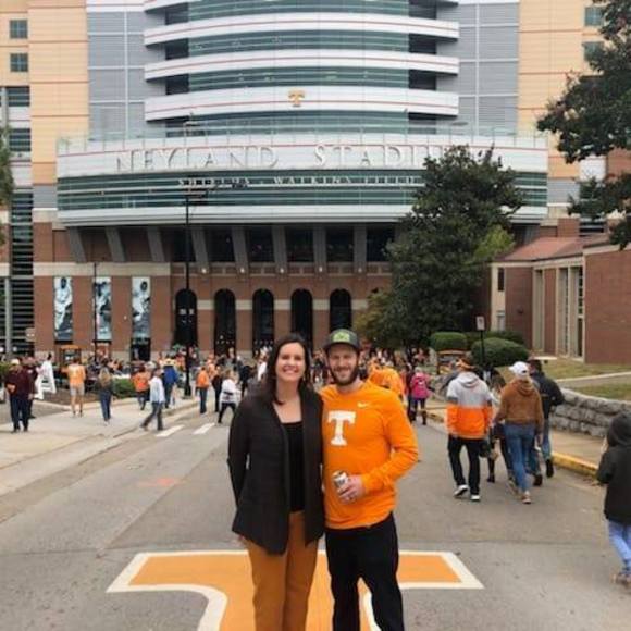 Profile Picture of Paula Niedermeyer (@pniedermeyer) on Poshmark