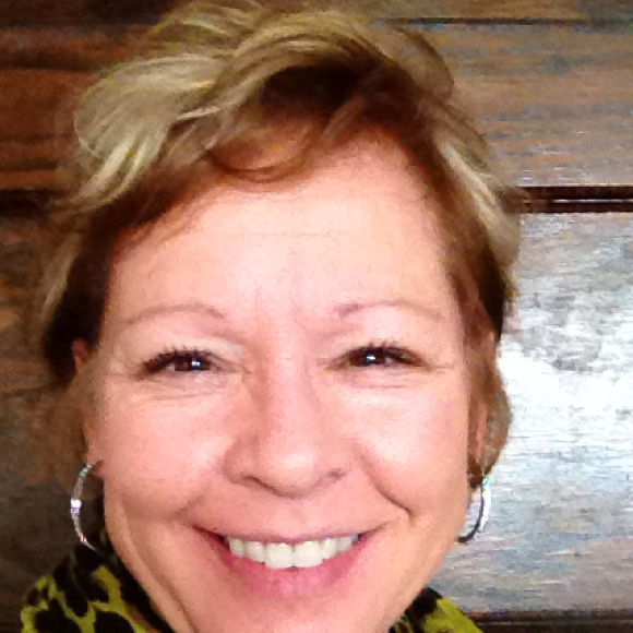 Profile Picture of Stacy Winjum (@winjum) on Poshmark