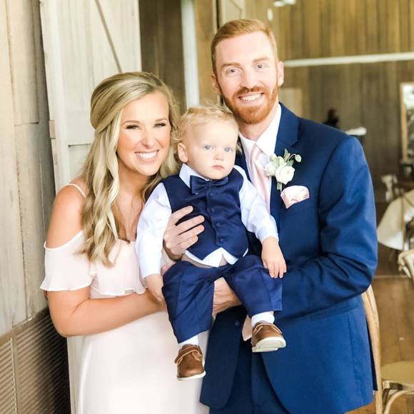 Profile Picture of Amy Kirby (@amylynn2010) on Poshmark